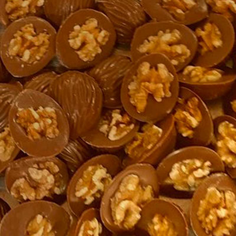 fudgey - Tasmanian Couverture Milk Walnuts